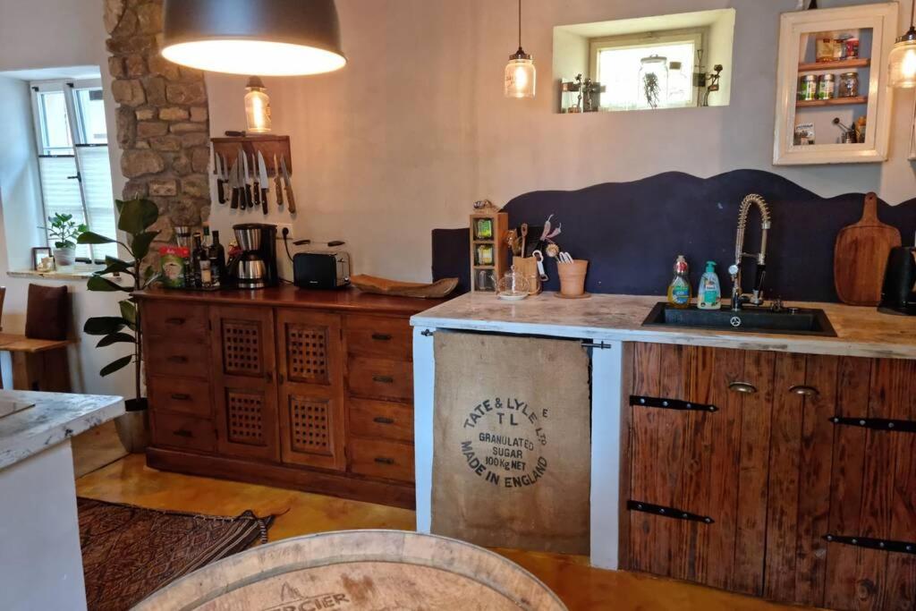Schoene Ferienwohnung Mit Kamin Neustadt an der Weinstraße 외부 사진