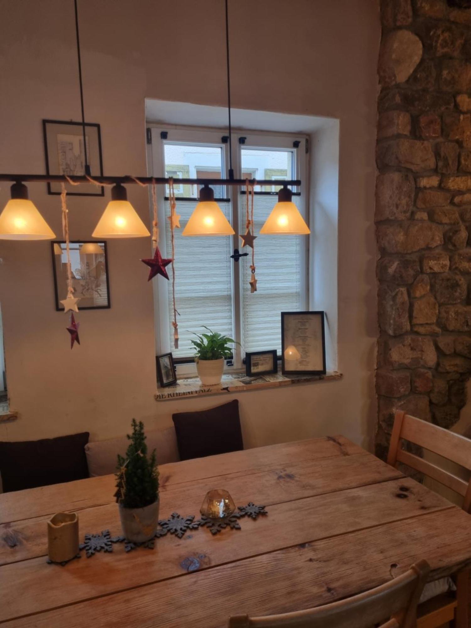 Schoene Ferienwohnung Mit Kamin Neustadt an der Weinstraße 외부 사진